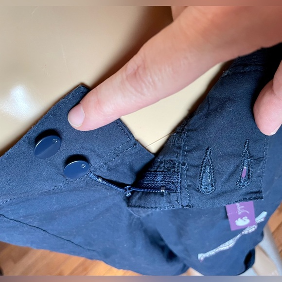 Gloria Vanderbilt! Willa/Navy Capris/Missy size-6/roll up/roll down-hem - Picture 4 of 16